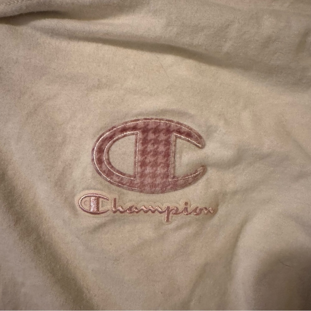 Champion Cropped Beige T-Shirt with pale pink logo - Picture 3 of 5